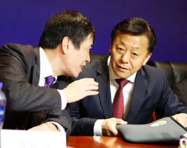 关店后的两人沙龙